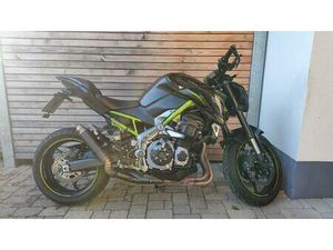 KAWASAKI Z900