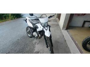 YAMAHA WR125R