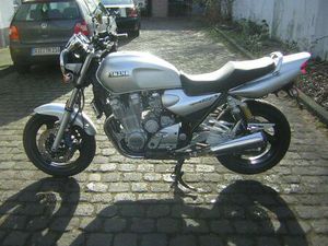 WIR SUCHEN YAMAHA XJR 1200/1300