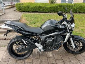 YAMAHA FZ 6