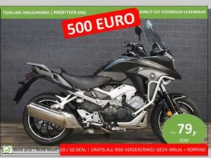 HONDA VFR 800 X CROSSRUNNER ABS (BJ 2014) VFR800 NIEUW MODEL — MOTOREN | HONDA — MARKTPLAATS