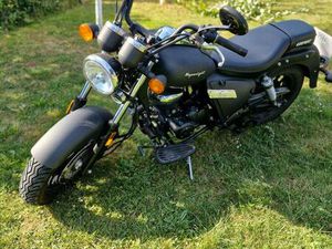 KEEWAY SUPERLIGHT 125- RETRO-CHARME TOP ZUSTAND