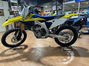 2025 SUZUKI RM-Z250 10H 1000$ DE RABAIS