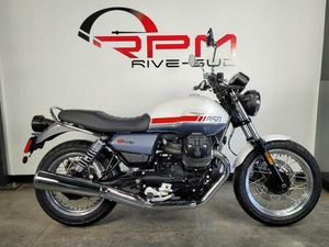 2024 MOTO GUZZI V7 SPECIAL RED STRIPE TWIN TONE *2.99% / 48 MOIS??