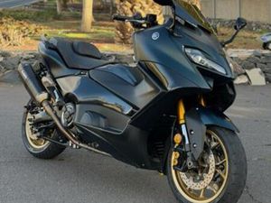 YAMAHA - TMAX 560 TECHMAX