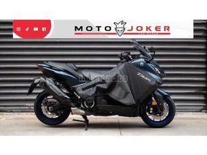 YAMAHA - TMAX