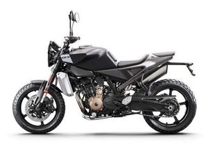 HUSQVARNA 801 SVARTPILEN 2024