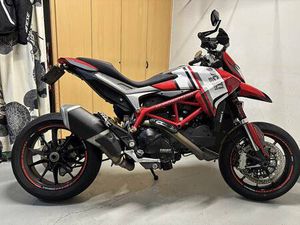 DUCATI HYPERMOTARD 821 CANTON TESSIN -