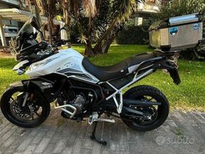 TRIUMPH TIGER 900 PRO