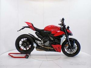 DUCATI STREETFIGHTER V2