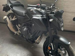 ② HONDA CB 500 HORNET