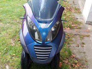 PIAGGIO MP3 250