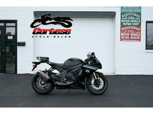 2024 SUZUKI GSX-R750