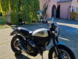 DUCATI 800 SCRAMBLER