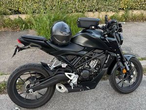 MOTO HONDA CB125R MODÈLE 2025
