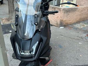 SCOOTER 125 SKYTOWN KYMCO 2025 COMME NEUF