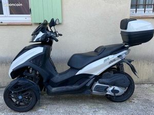 VENDS SCOOTER PIAGGIO MP3 YOURBAN 300 E4 SPORT