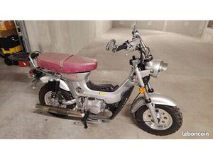 JAMES B CHARLY (DAX)