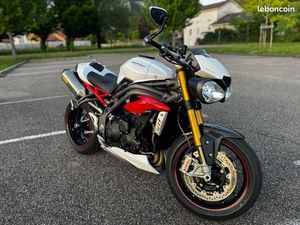 TRIUMPH SPEED TRIPLE 1050 R ABS