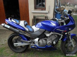 MOTO 600 HONDA HORNET
