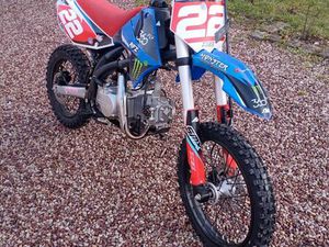DIRT BIKE RFZ 150 ANNÉE 2025