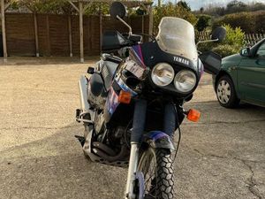 YAMAHA XTZ SUPER TÉNÉRÉ