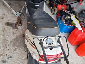 SCOOTER YIYING BENZHOU YY50QT