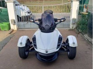 CAN AM SPYDER