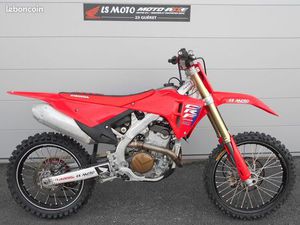 HONDA CRF 250 R 2025 (EMBR. HYDRAULIQUE)