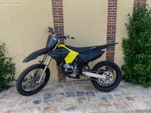 SUZUKI 125 RM