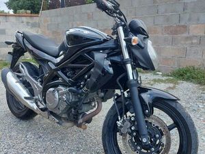 SUZUKI GLADIUS