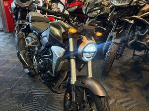 HONDA CB 300 R GARANTIE 3 MOIS