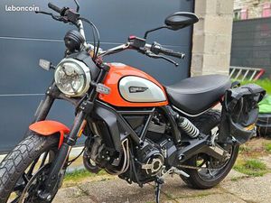 DUCATI 800 SCRAMBLER ICON