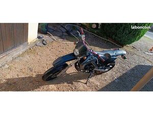 MOTO 50 CM3 RIEJU MRT SUPER ÉTAT