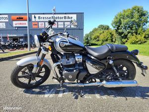 ROYAL ENFIELD SUPER METEOR 650