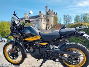 ROYAL ENFIELD HIMALAYAN 450