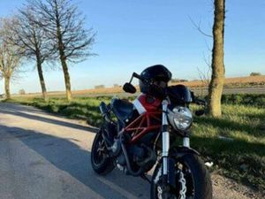 DUCATI MONSTER 796 (BRIDABLE A2)