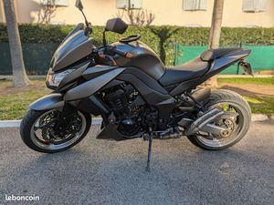 KAWASAKI Z1000