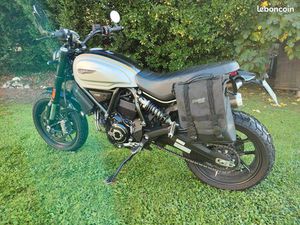DUCATI 1100 SCRAMBLER