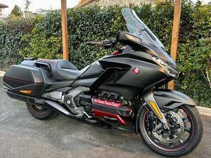 HONDA GOLDWING 1800 BAGGER DCT