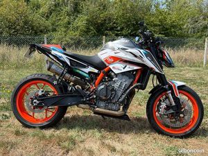 KTM 890 DUKE R