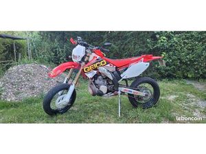 HM 250 CRE 2006