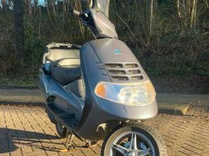 PIAGGIO HEXAGON 172 A1 — SCOOTERS | PIAGGIO — MARKTPLAATS