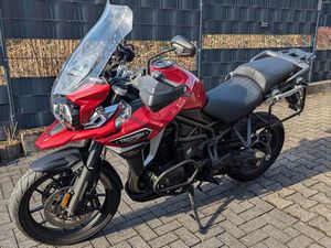 TRIUMPH TIGER 1200 EXPLORER
