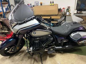 BMW R18 B OPTION 719 GALAXY DUST + JEKILL & HYDE VOLL