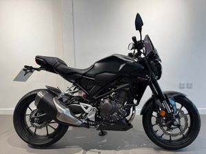 USED HONDA CB300R FOR SALE IN TAMWORTH