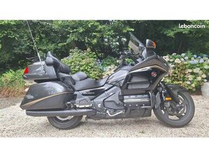 HONDA GOLDWING