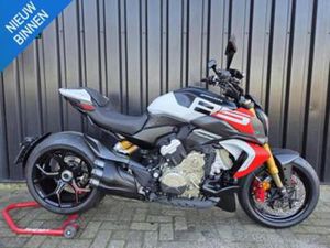 DUCATI DIAVEL V4 RS — MOTOREN | OVERIGE MERKEN — MARKTPLAATS