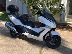 VENDS SCOOTER HONDA SWT 400 ABS