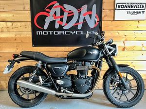TRIUMPH STREET TWIN 900 LIVRAISON POSSIBLE